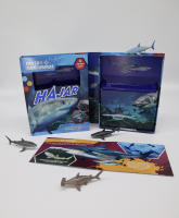 Hajar : uppt&auml;ck roliga fakta om hajarnas v&auml;rld