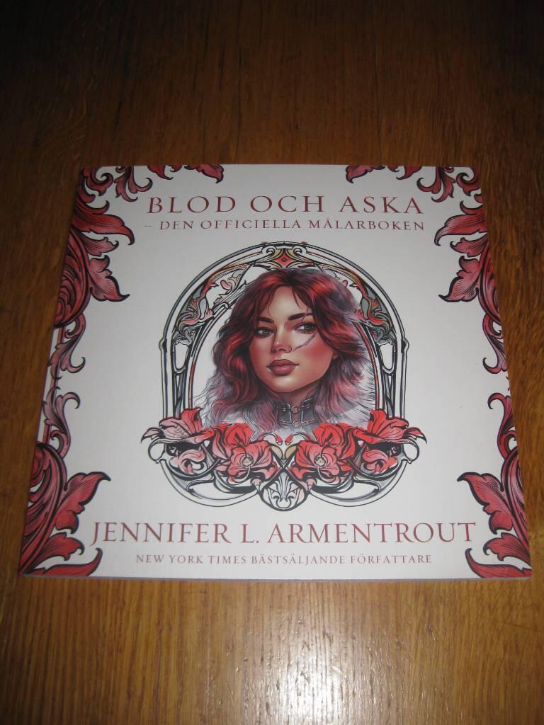 Blod och aska - den officiella m&aring;larboken