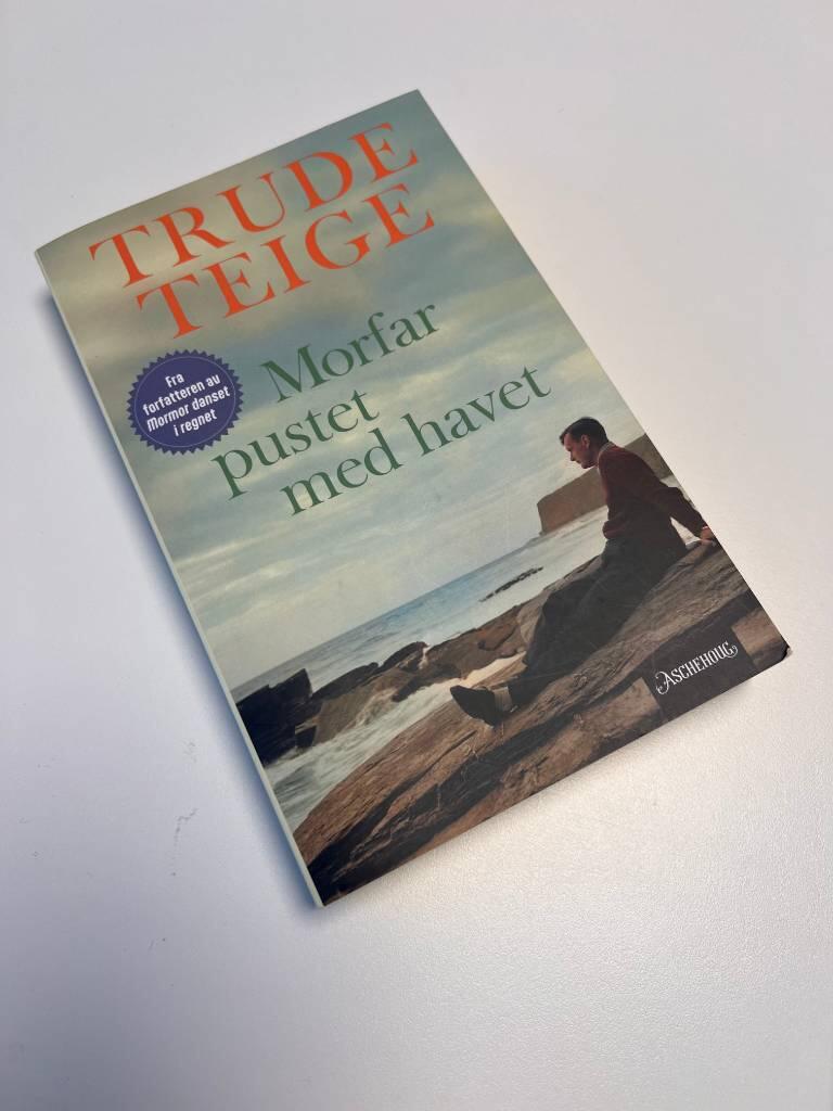 Morfar pustet med havet