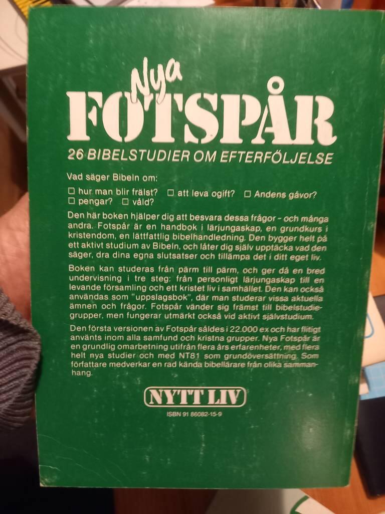 Nya fotspår : 26 bibelstudier om efterföljelse