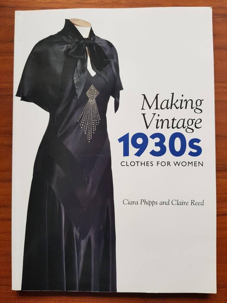 Making vintage 1930s clothes for women