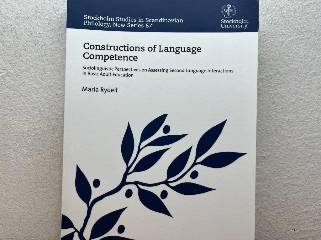 Constructions of language competence : sociolinguistic perspectives on assessing second language interactions in basic adult education