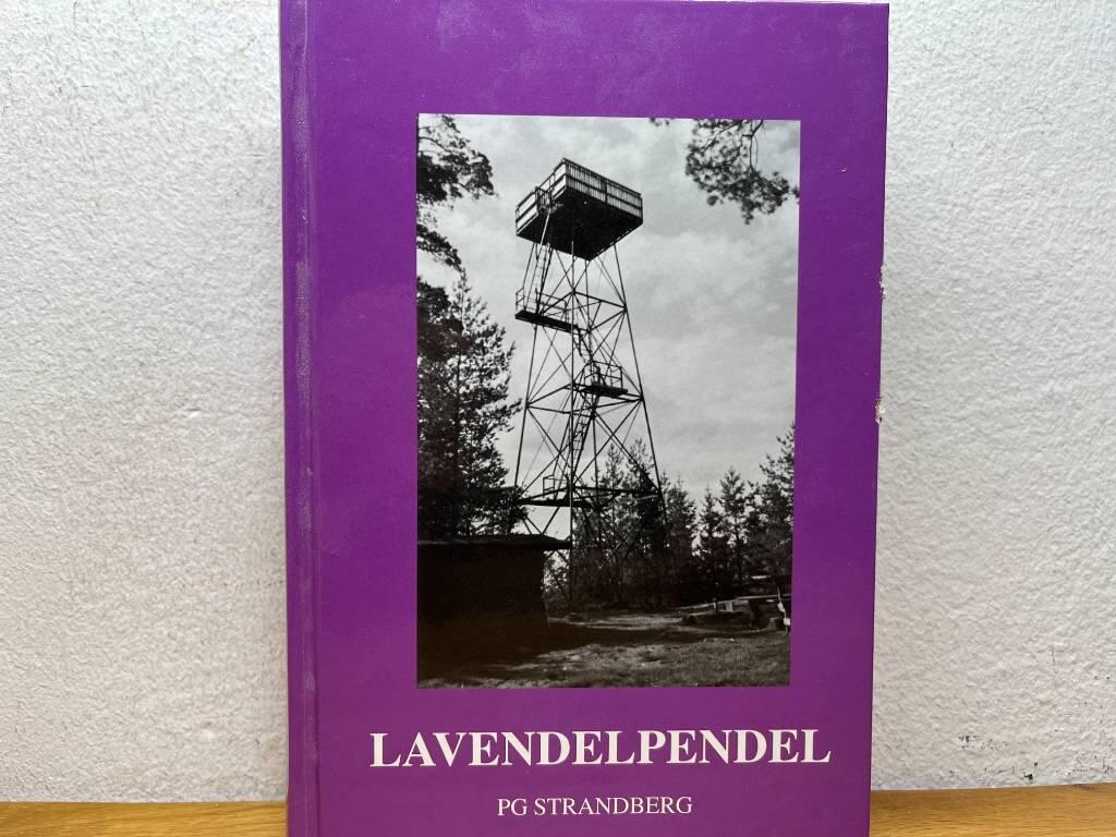 Lavendelpendel : en pusseldeckare