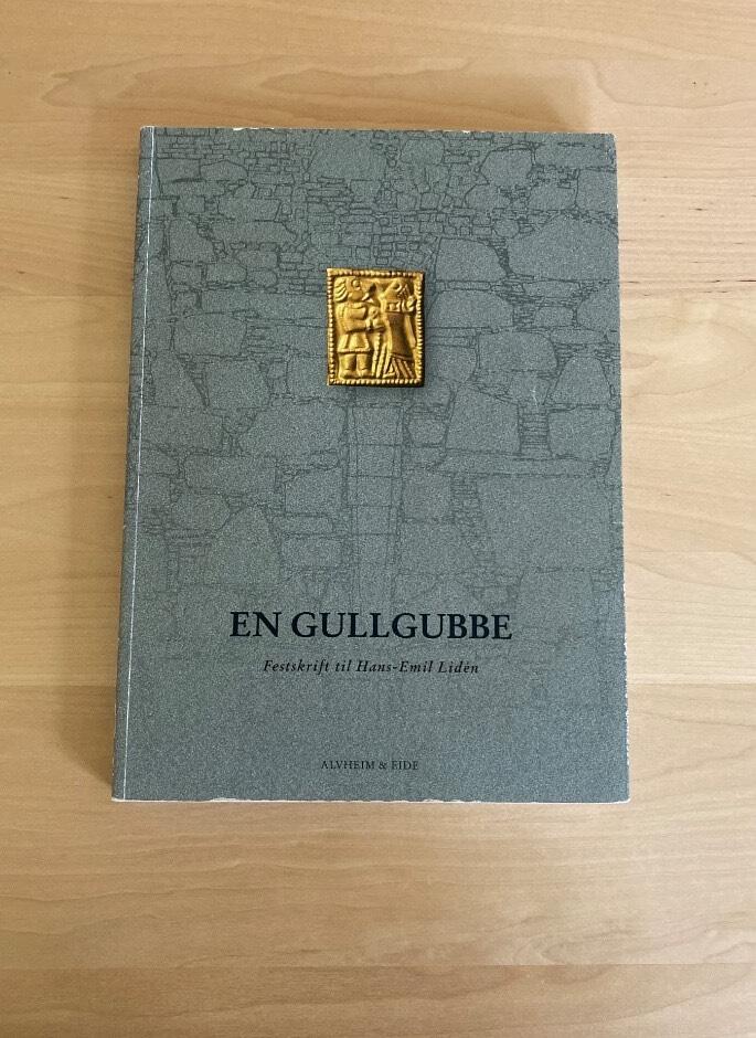 En gullgubbe : festskrift til Hans-Emil Lid&eacute;n