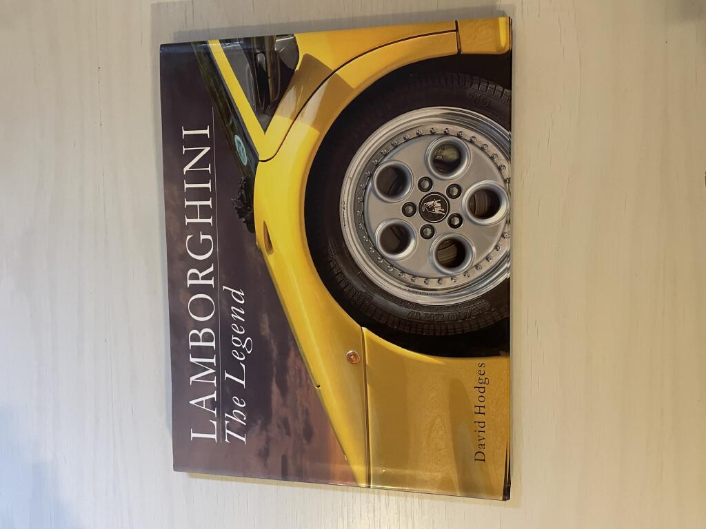 Lamborghini : the legend