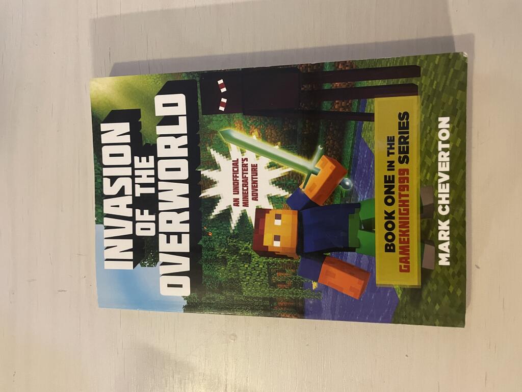 Invasion of the overworld - an unofficial Minecrafter's adventure