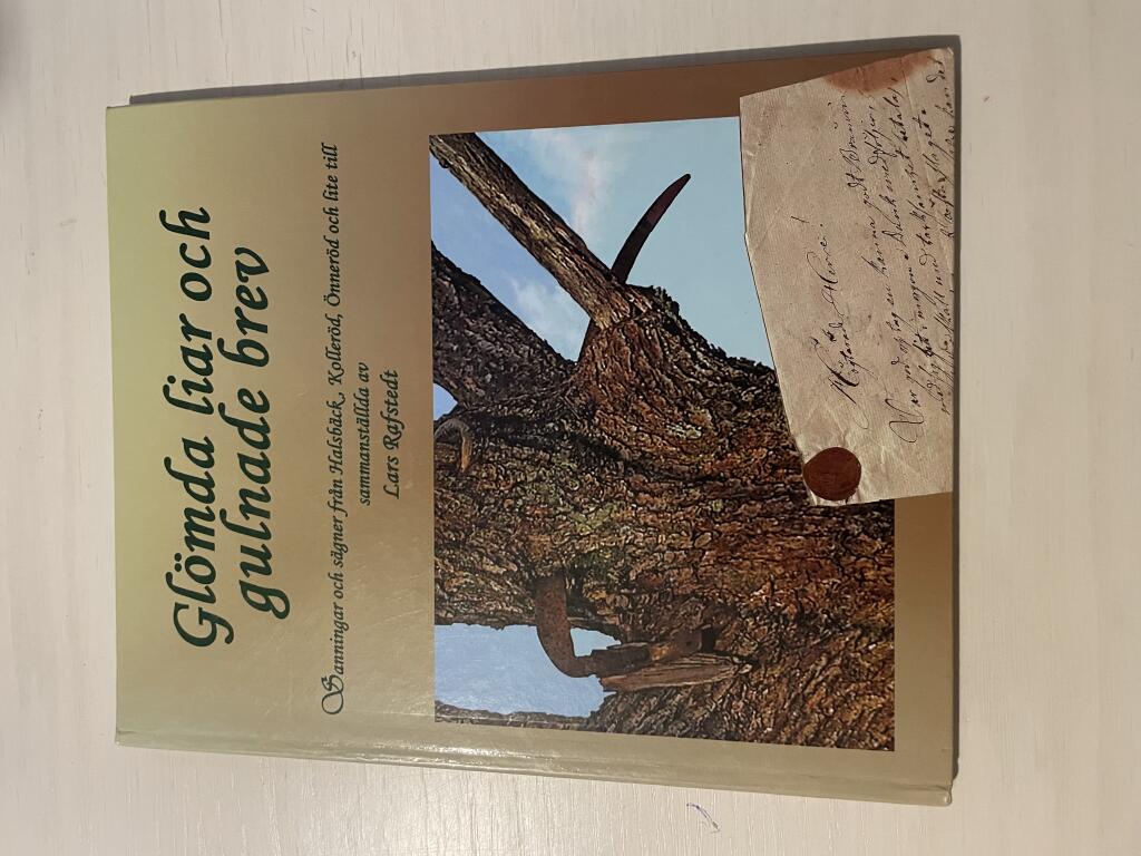 Gl&ouml;mda liar och gulnade brev
