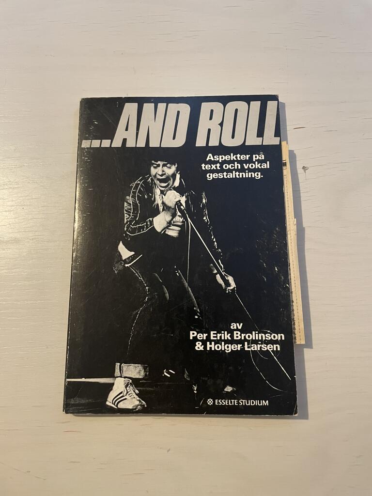 --- and roll : aspekter p&aring; text och vokal gestaltning