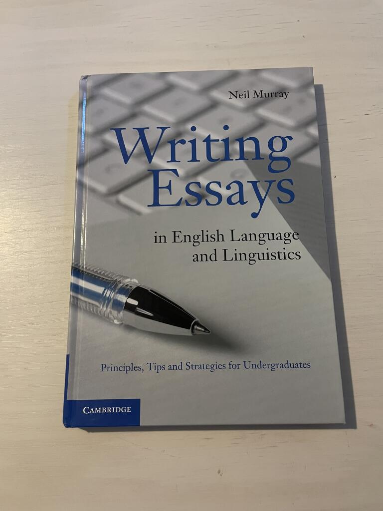 Writing essays in English language and linguistics