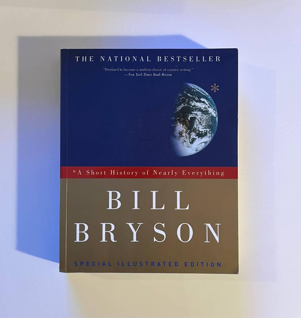 A short history of nearly everything - [special illustrated edition]