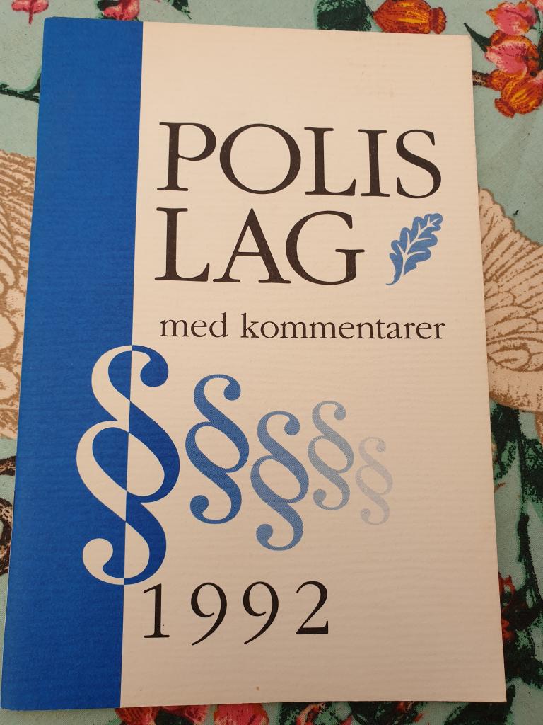 Polislag med kommentarer : 1992