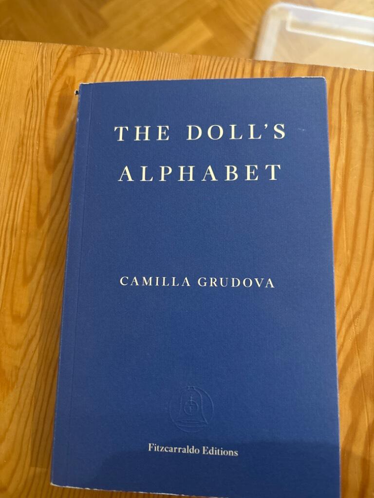 Doll's Alphabet [Elektronisk resurs]