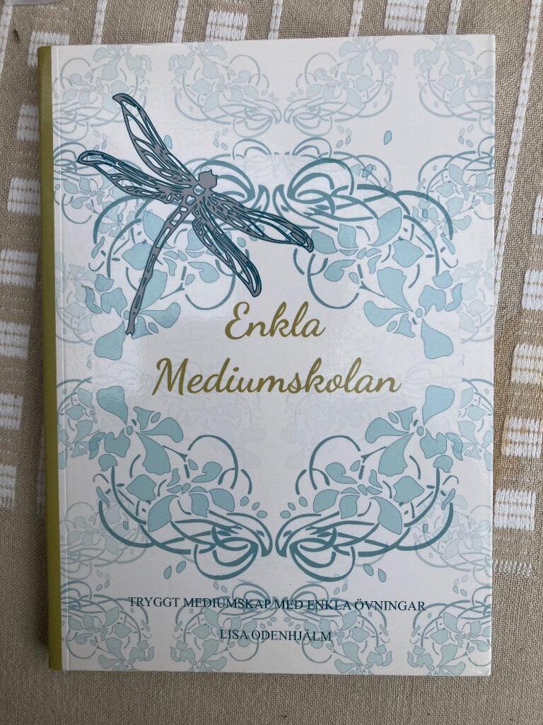 Enkla mediumskolan