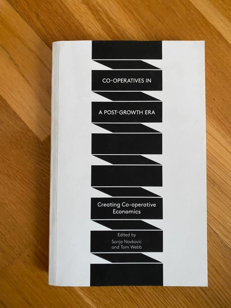 Co-operatives in a post-growth era - creating co-operative economics