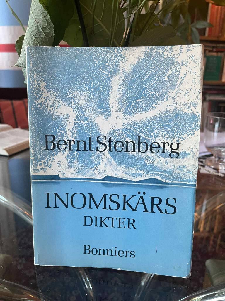 Inomsk&auml;rs : dikter