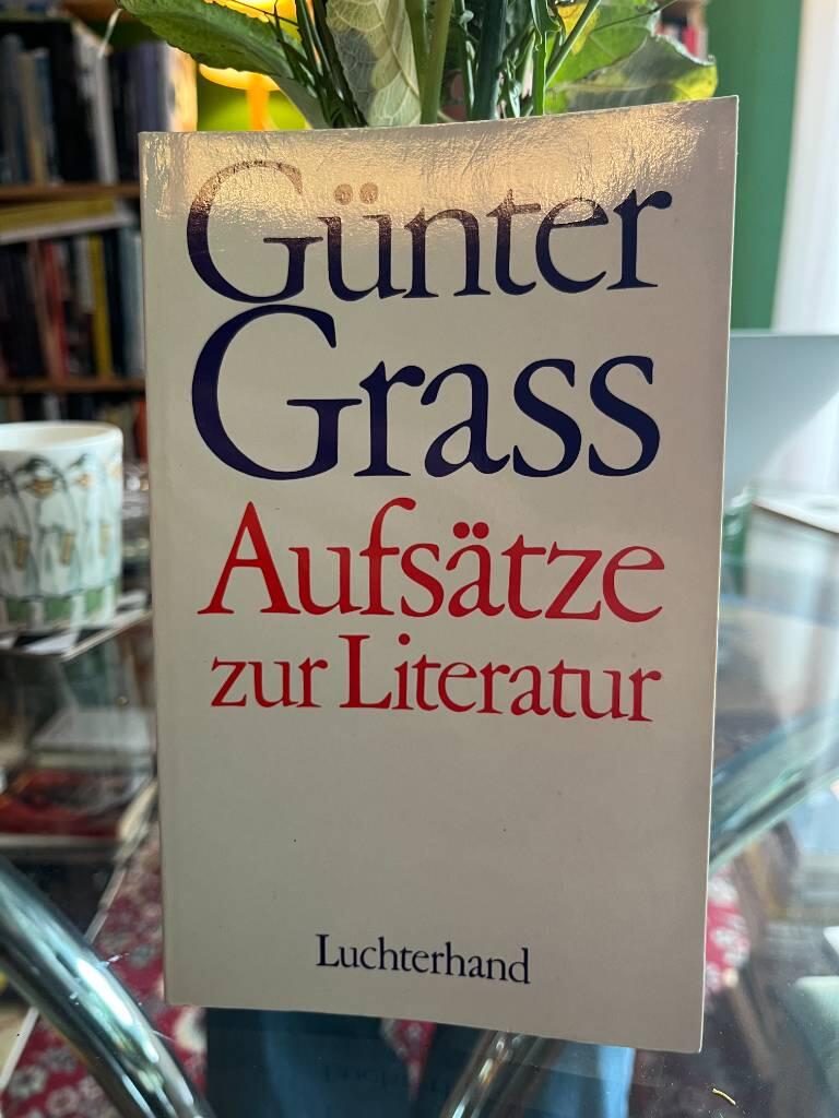Aufs&auml;tze zur Literatur