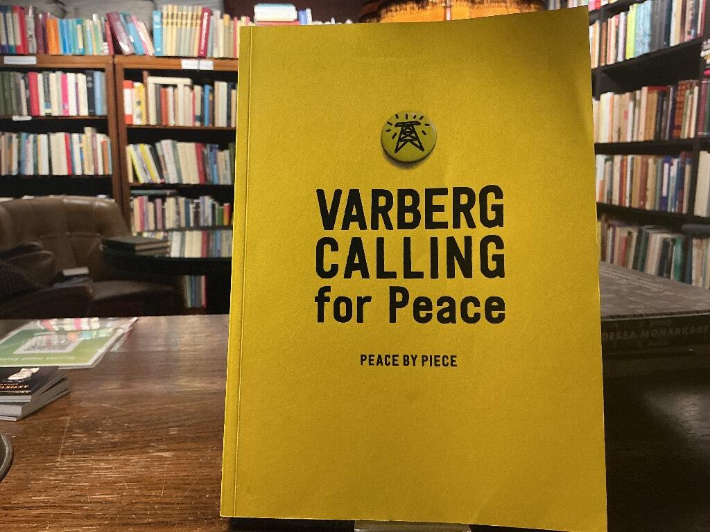 Varberg calling for peace : peace by piece