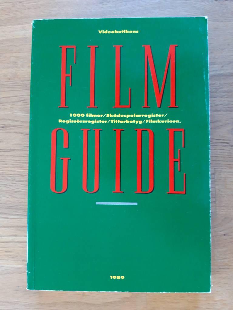 Videobutikens filmguide : [1000 filmer, sk&aring;despelarregister, regiss&ouml;rsregister, tittarbetyg, filmkuriosa]
