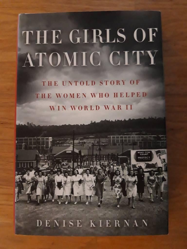 The girls of Atomic City