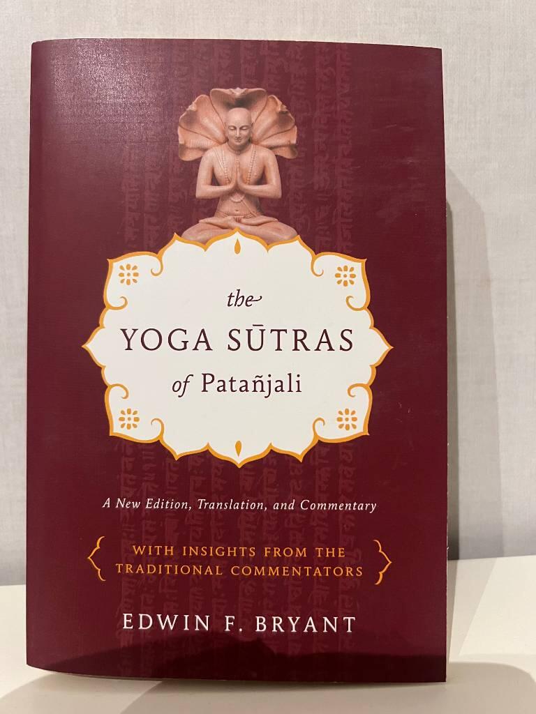 The Yoga sutras of Pata&ntilde;jali