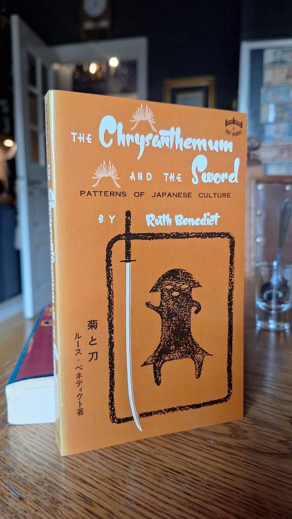 The chrysanthemum and the sword - patterns of Japanese culture
