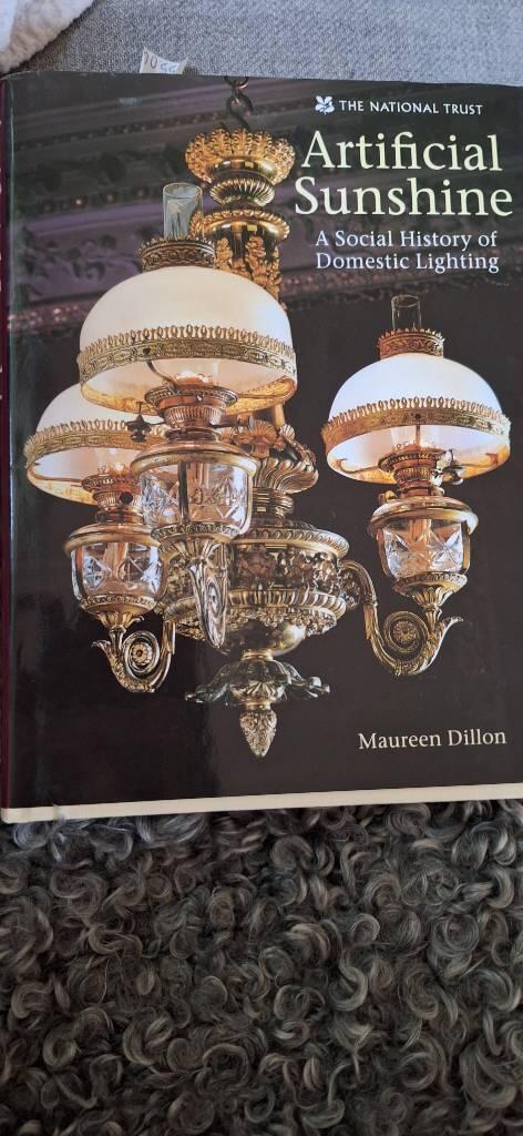 Artificial sunshine - a social history of domestic lighting