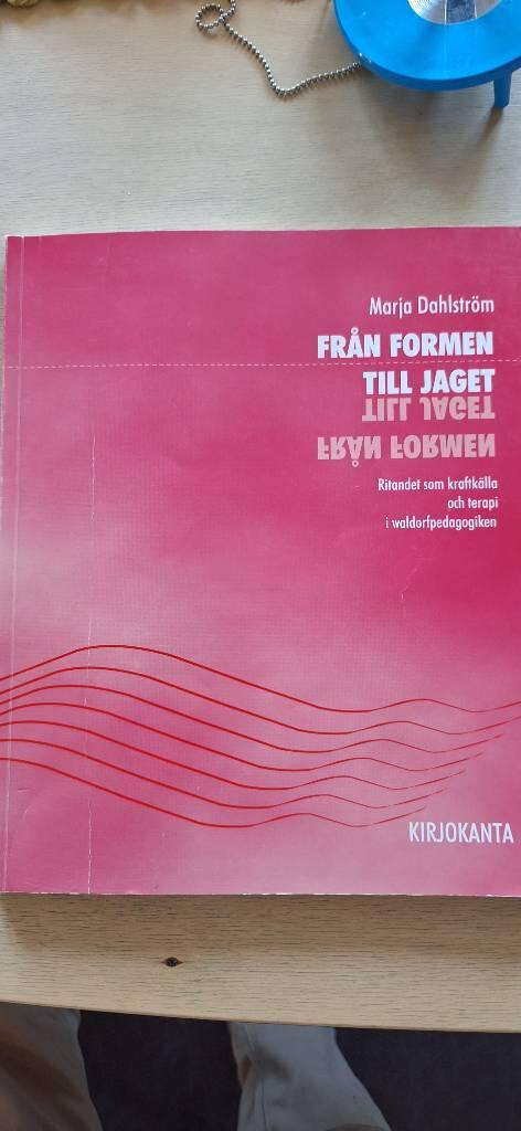 Fr&aring;n formen till jaget - ritandet som kraftk&auml;lla och terapi i waldorfpedagogiken
