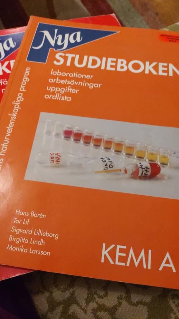 Kemi : f&ouml;r gymnasieskolan