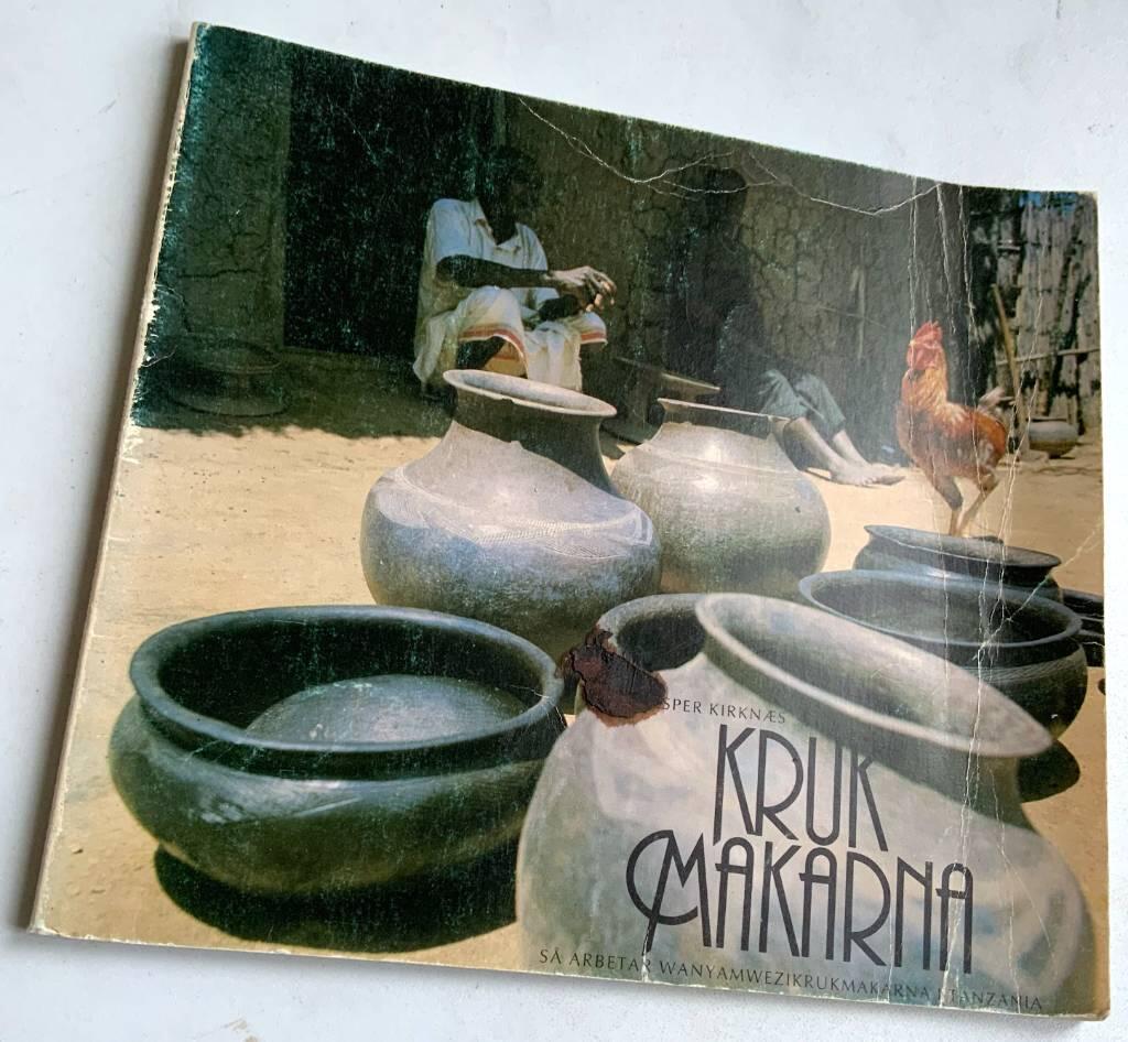 Krukmakarna : så arbetar wanyamwezikrukmakarna i Tanzania