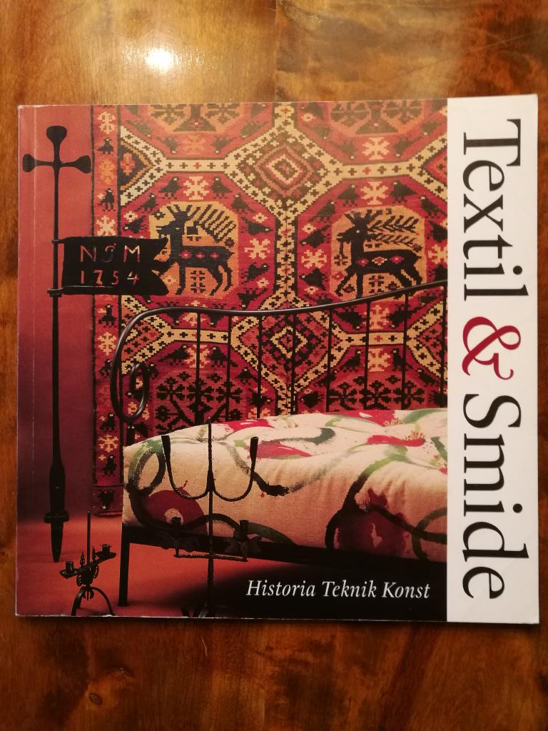 Textil & smide : historia, teknik, konst