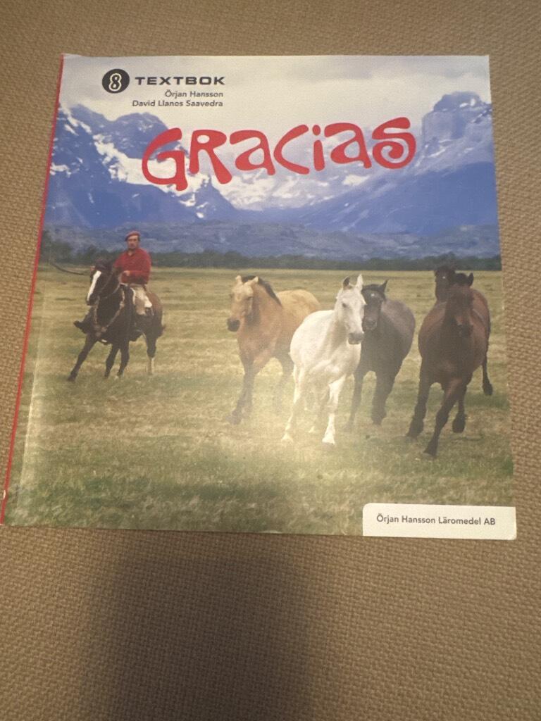 Gracias 8 Textbok