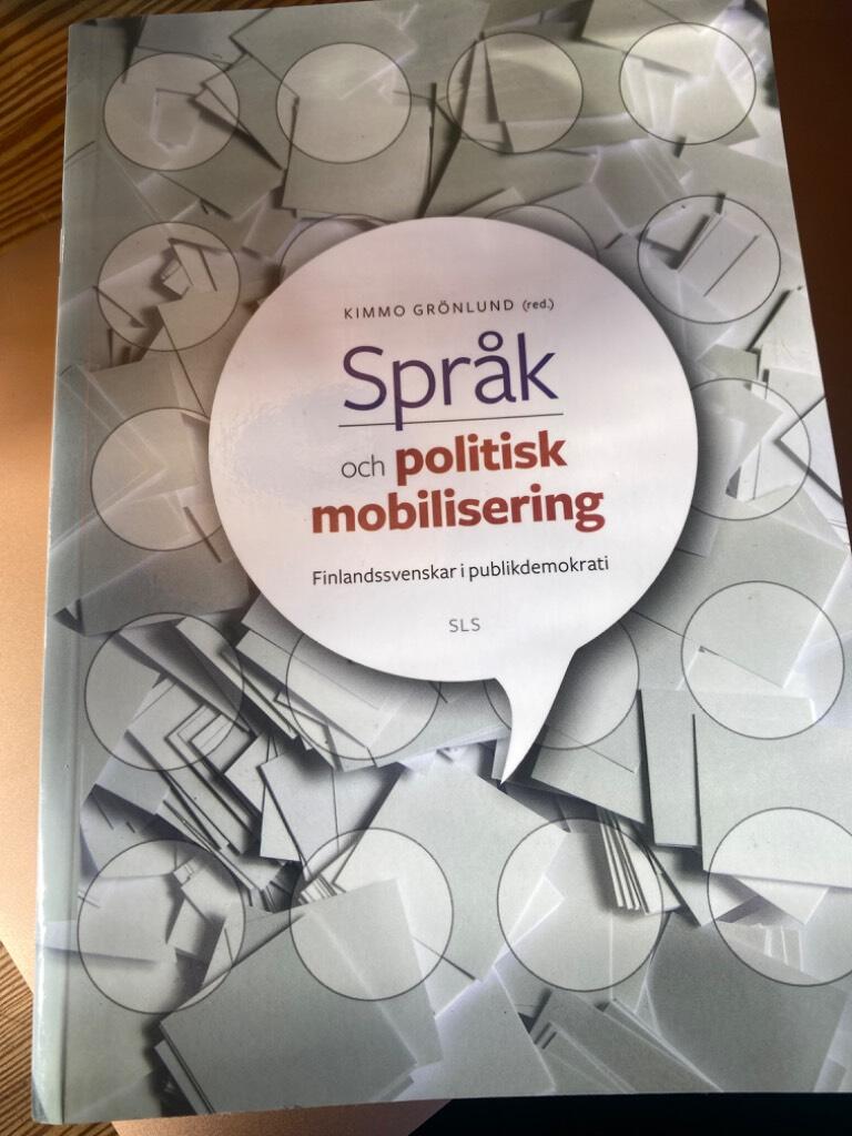 Spr&aring;k och politisk mobilisering - finlandssvenskar i publikdemokrati