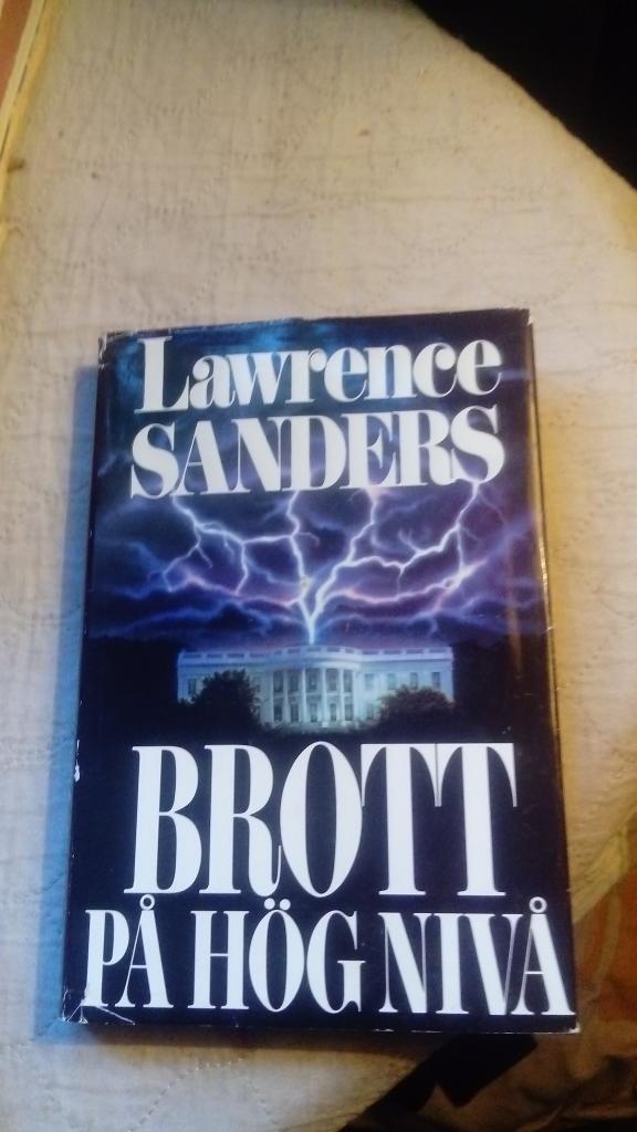 Brott p&aring; h&ouml;g niv&aring;