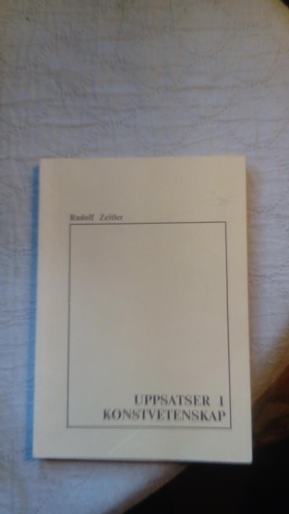 Uppsatser i konstvetenskap