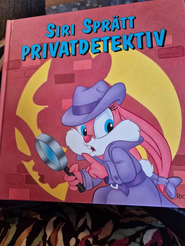 Siri Spr&auml;tt, privatdetektiv