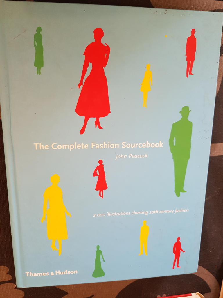 The complete fashion sourcebook : [2.000 illustrations charting 20th-century fashion]