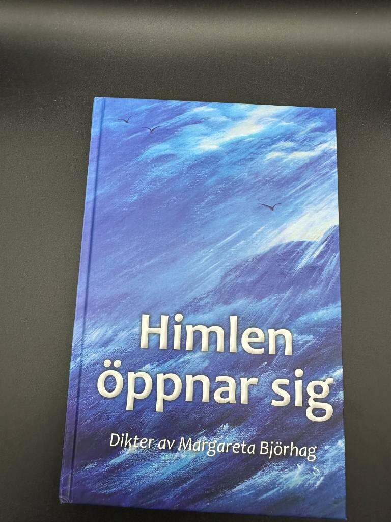 Himlen är öppen : [dikter]