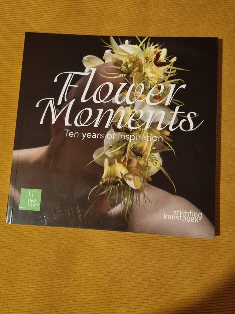 Flower Moments