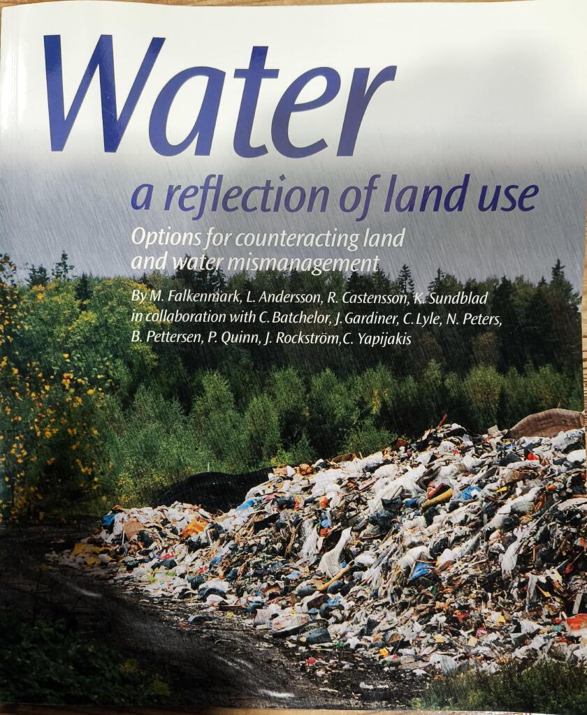 Water, a reflection of land use