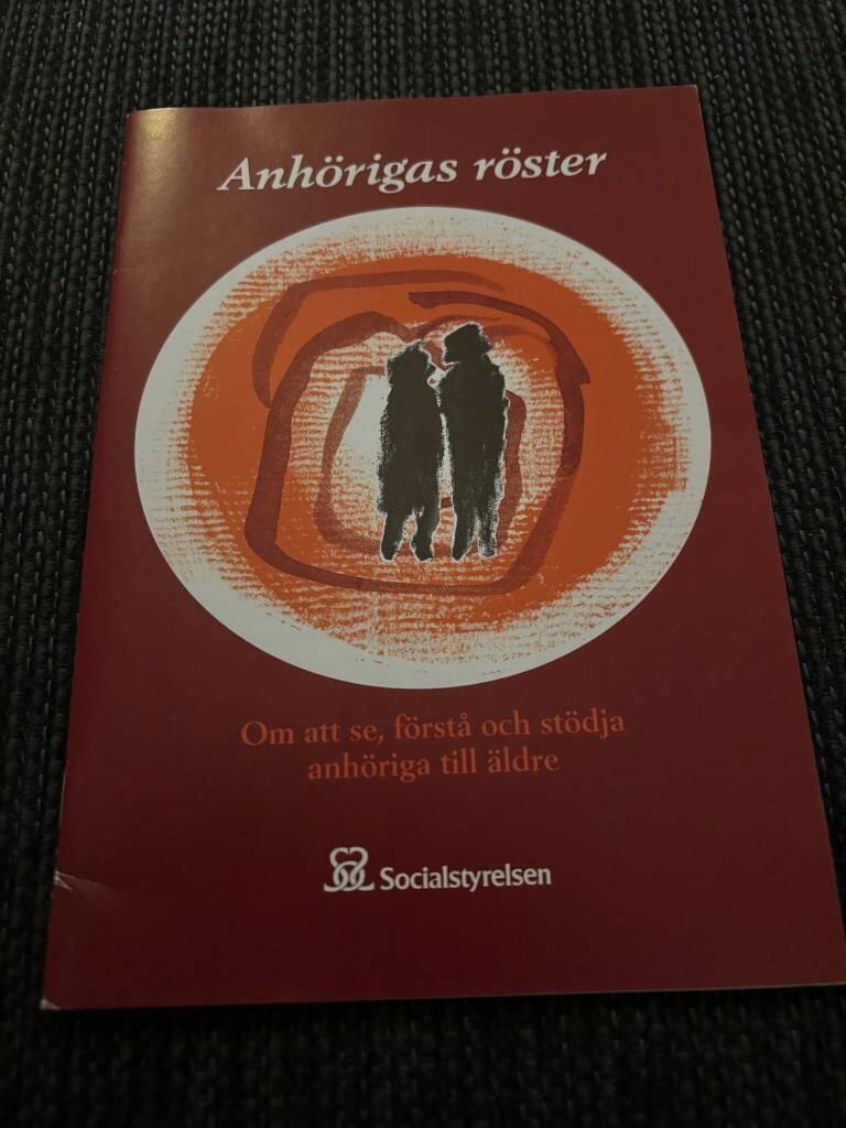 Anh&ouml;rigas r&ouml;ster [Elektronisk resurs] : om att se, f&ouml;rst&aring; och st&ouml;dja anh&ouml;riga till &auml;ldre