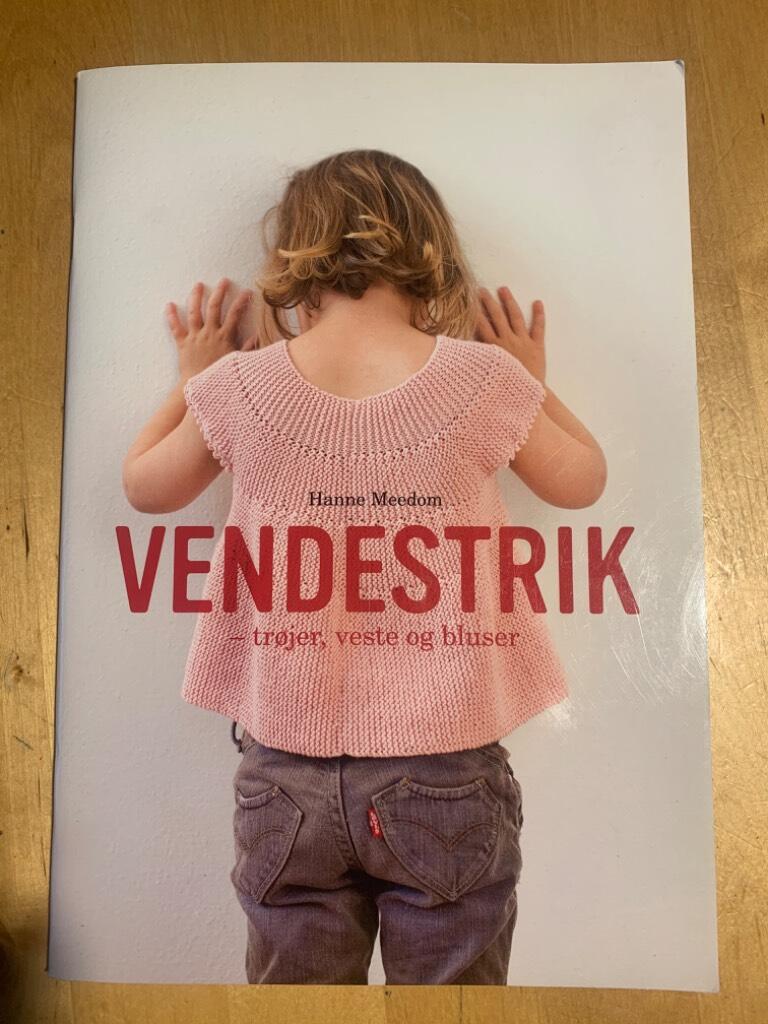 Vendestrik - tr&oslash;jer, veste og bluser