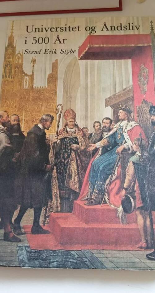 Universitet og &aring;ndsliv i 500 &aring;r