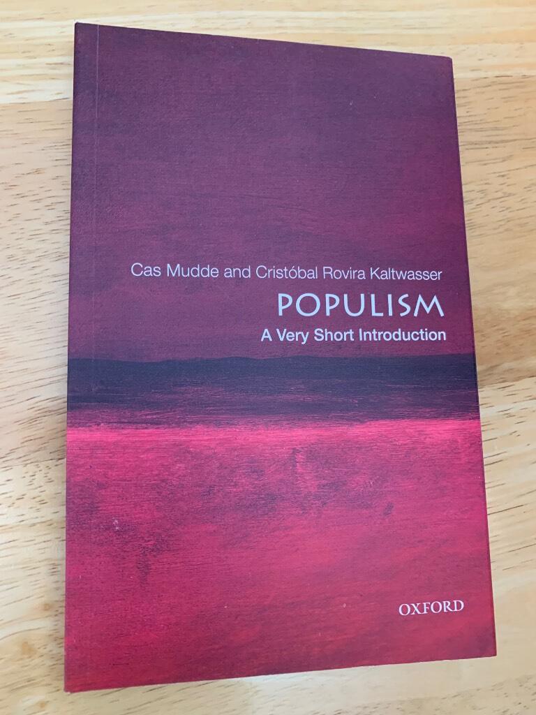 Populism : a very short introduction