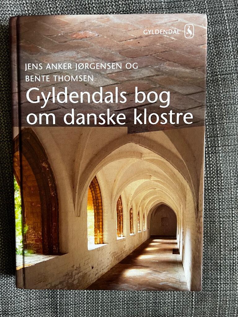 Gyldendals bog om danske klostre