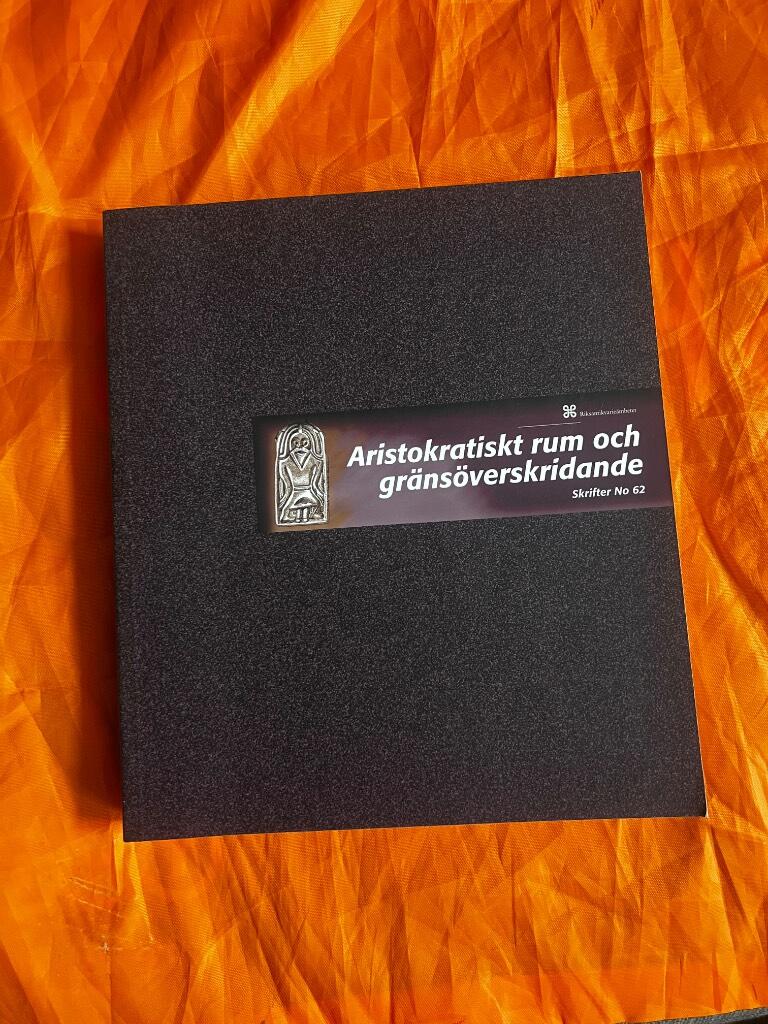 Aristokratiskt rum och gr&auml;ns&ouml;verskridande