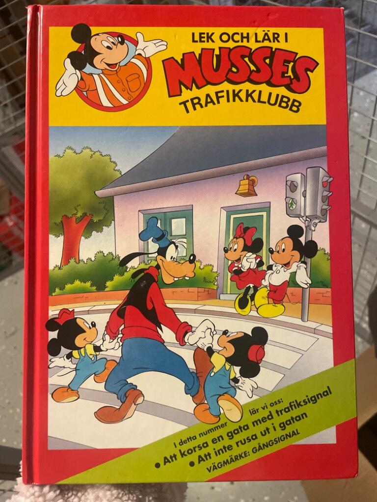 Lek och l&auml;r i Musses trafikklubb