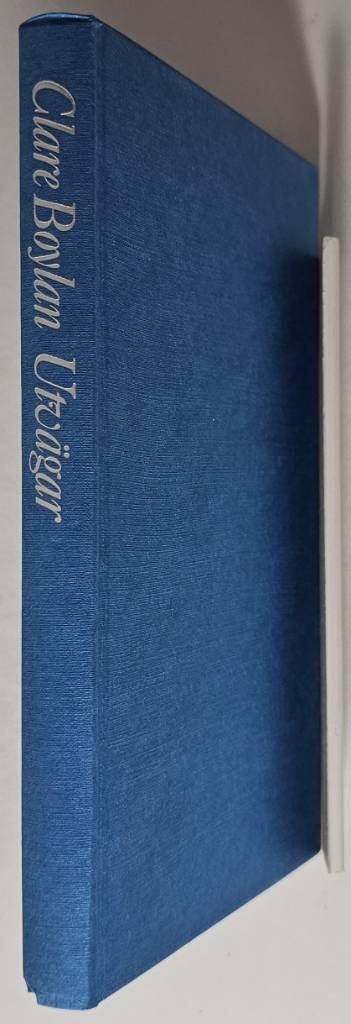 Utv&auml;gar : [roman]