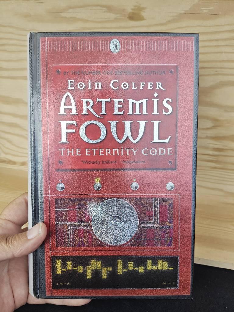 Artemis Fowl : the eternity code