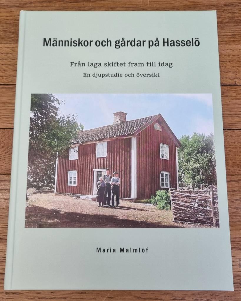 M&auml;nniskor och g&aring;rdar p&aring; Hassel&ouml;