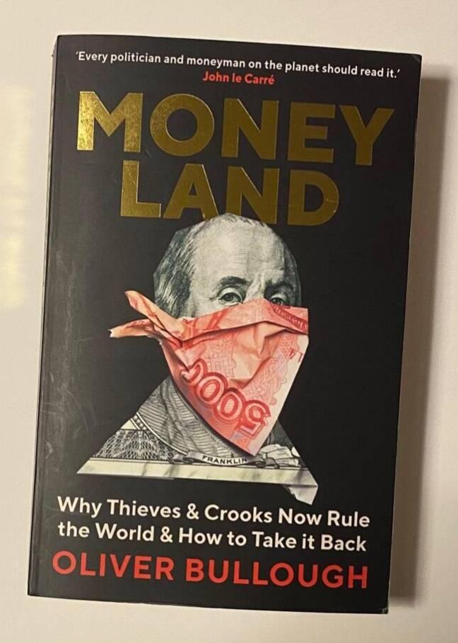 Moneyland : why thieves & crooks now rule the world and how to take it back